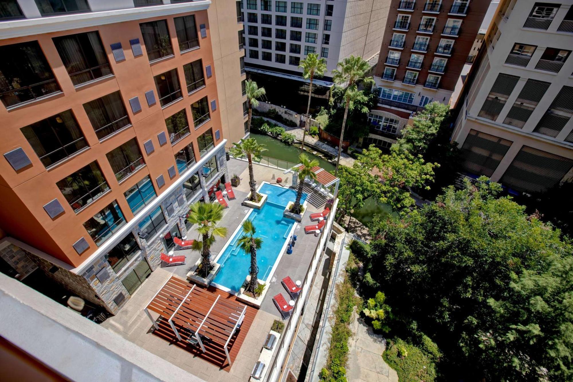 Hampton Inn & Suites San Antonio Riverwalk Εξωτερικό φωτογραφία
