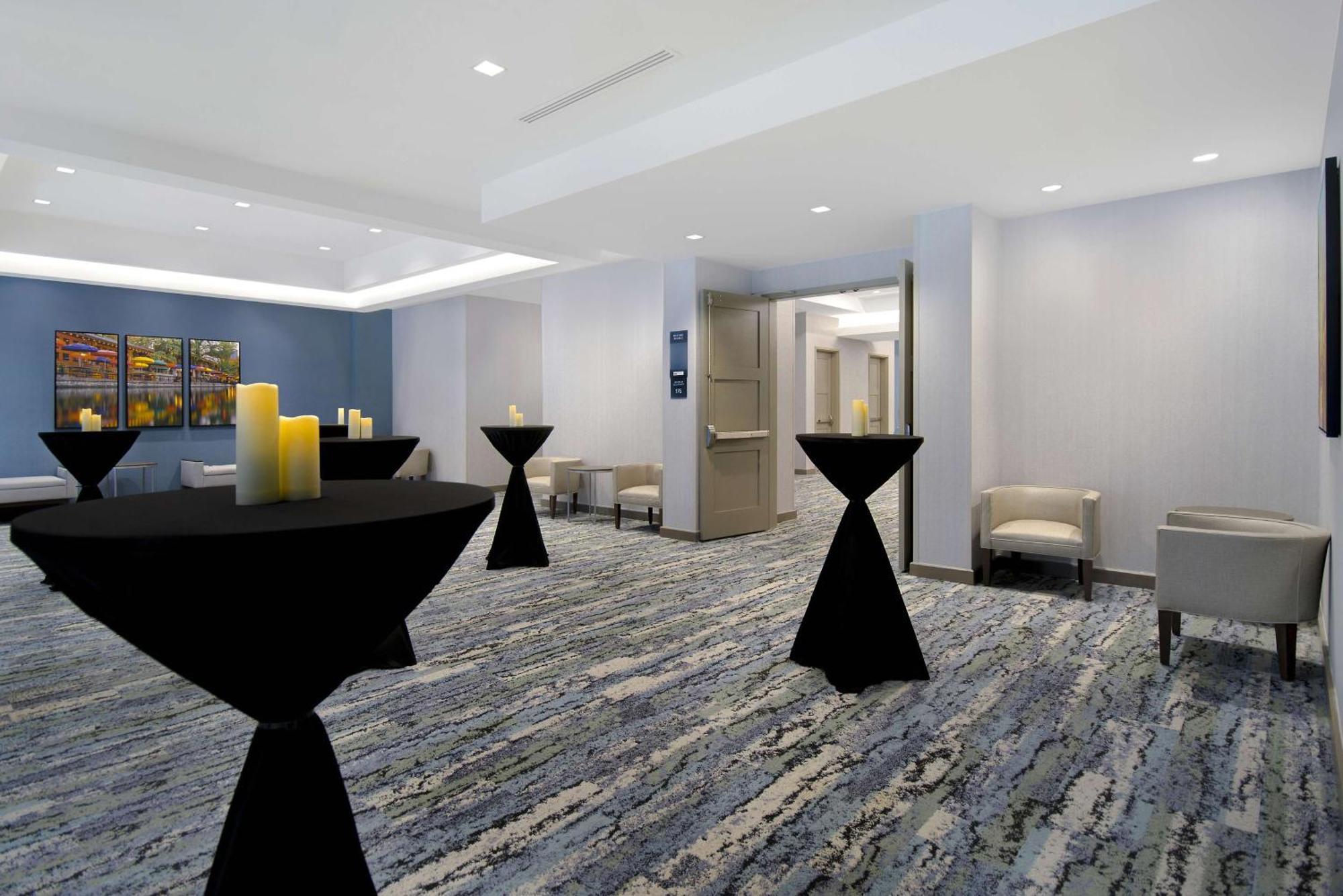 Hampton Inn & Suites San Antonio Riverwalk Εξωτερικό φωτογραφία