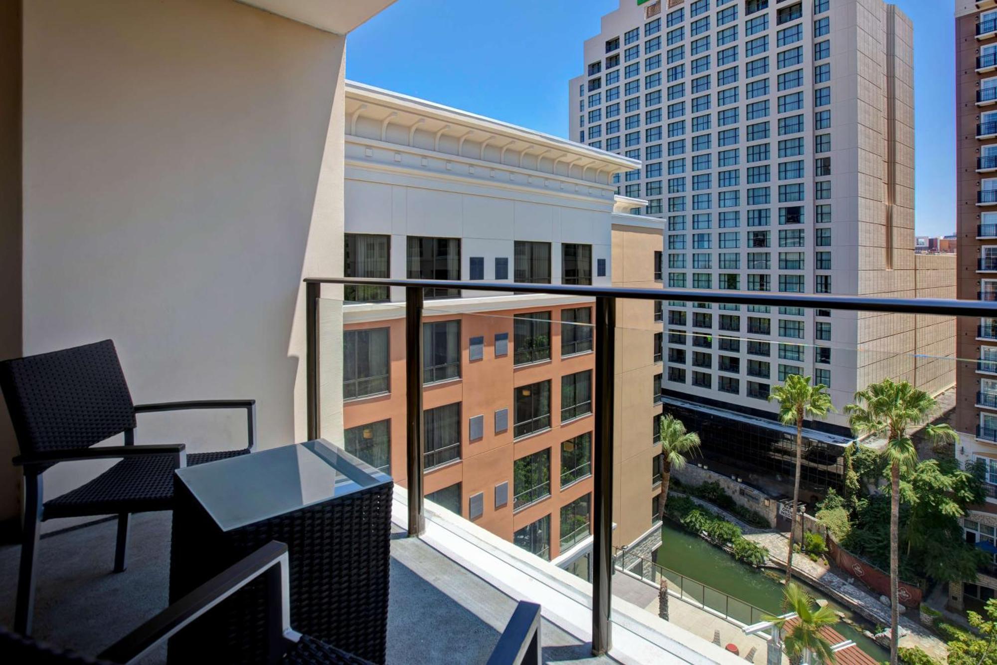 Hampton Inn & Suites San Antonio Riverwalk Εξωτερικό φωτογραφία