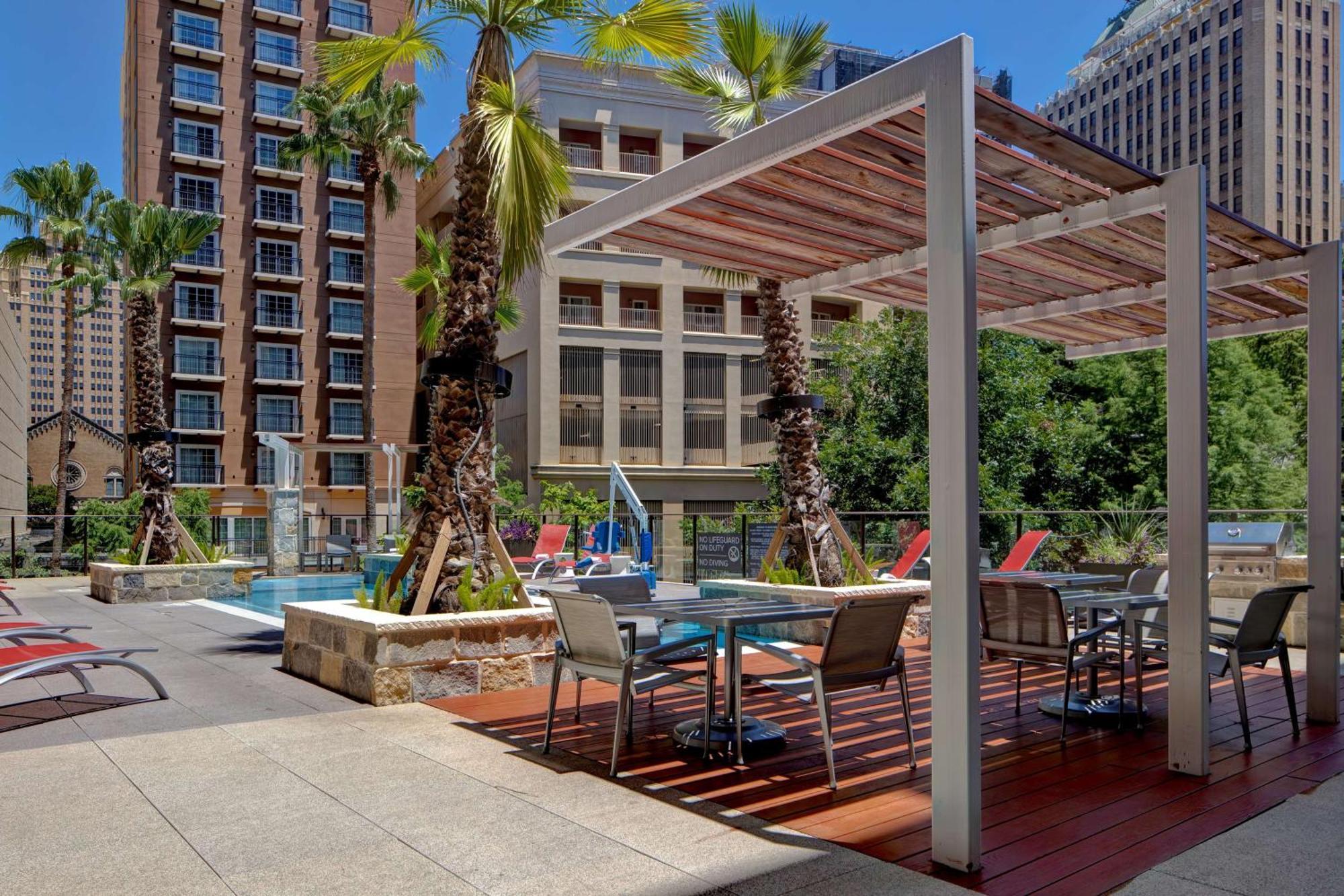 Hampton Inn & Suites San Antonio Riverwalk Εξωτερικό φωτογραφία